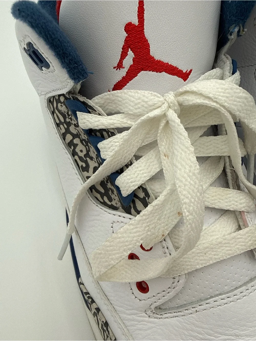 Air Jordan 3 Retro OG 'True Blue' 2016